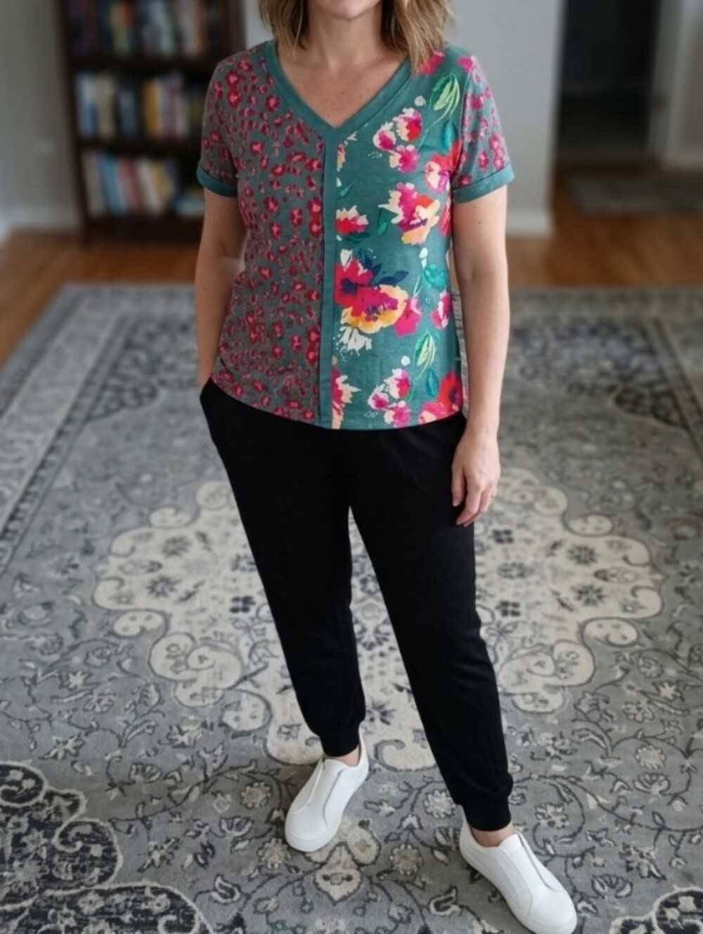 Colorful Floral Green Trim Top Short Sleeves - Medium